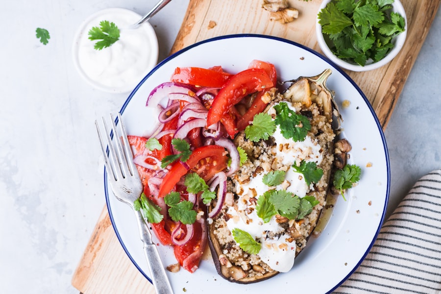 Thực phẩm giàu protein: thịt, cá, trứng và các nguồn protein tự nhiên